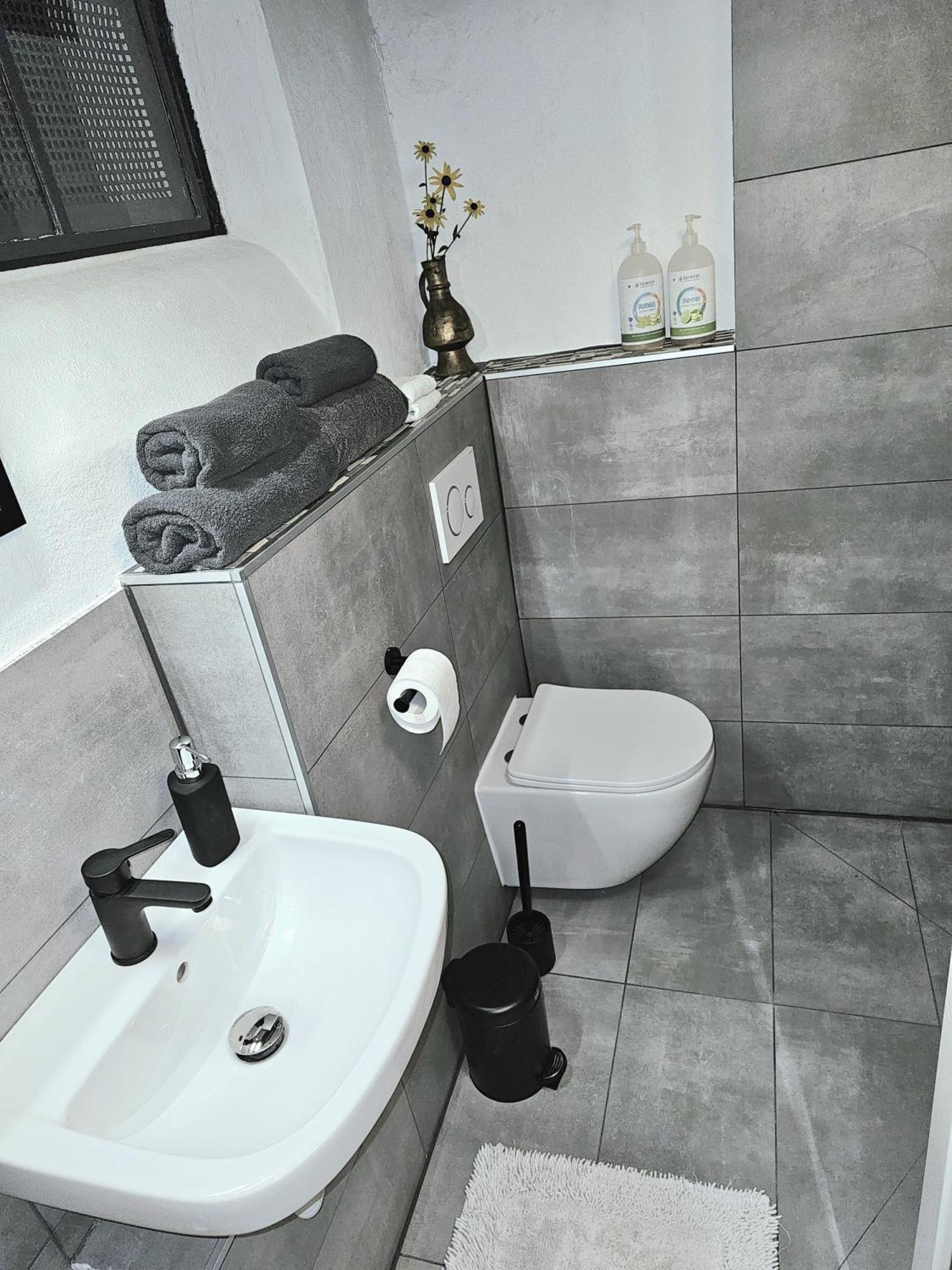 Zimmer Mit Charme Mond Nuremberg Extérieur photo